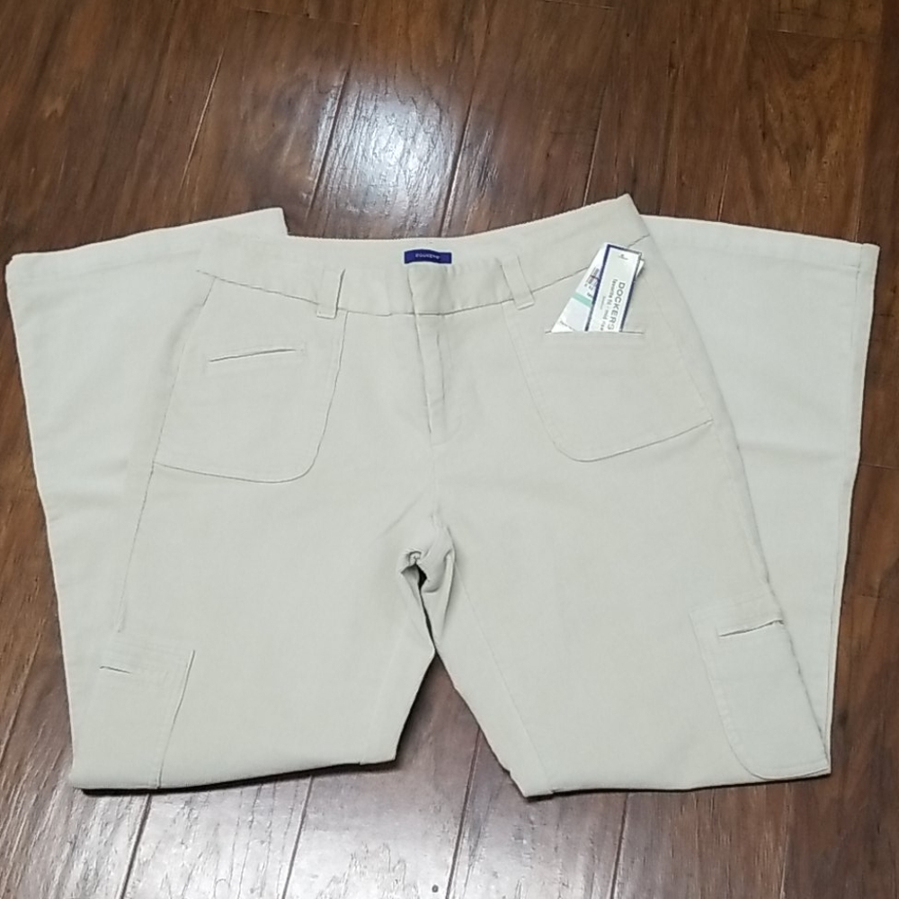 NWT Dockers Corduroy Favorite Fit Pants Bootcut Womens Size 8 - Picture 10 of 10